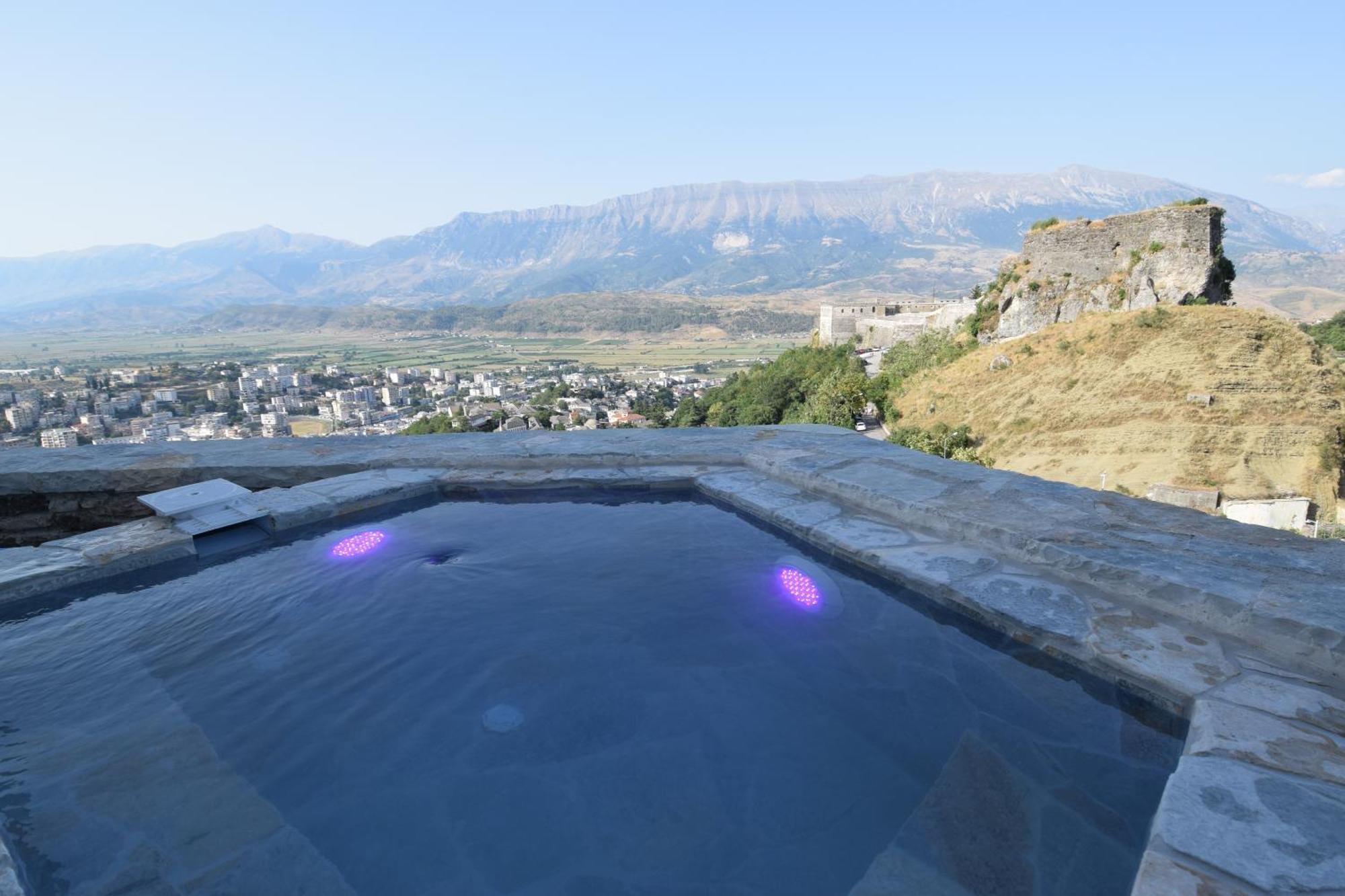 Aqueduct Inn Gjirokaster Exterior photo