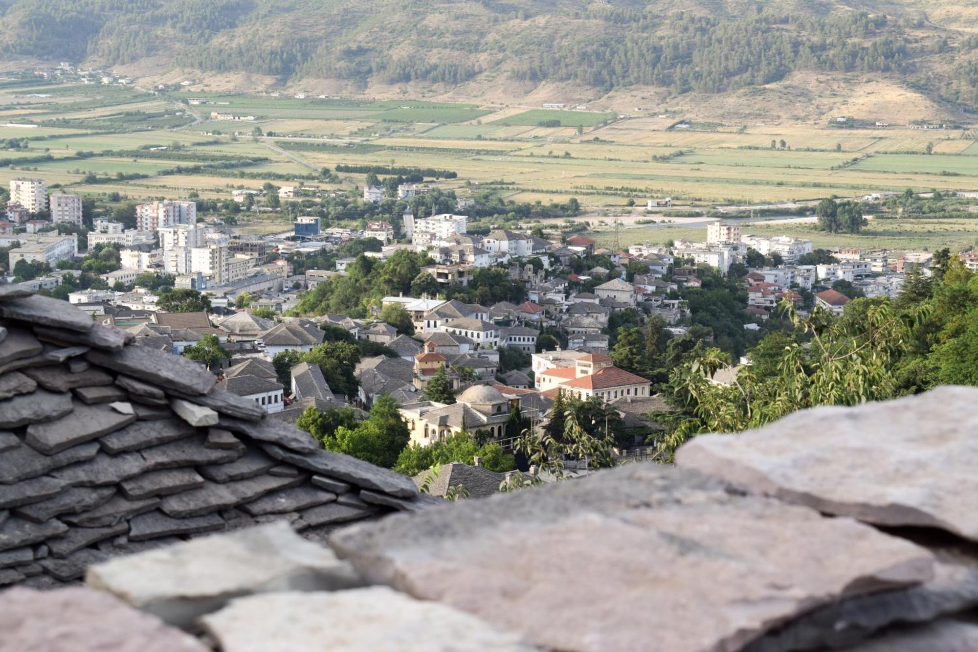 Aqueduct Inn Gjirokaster Exterior photo