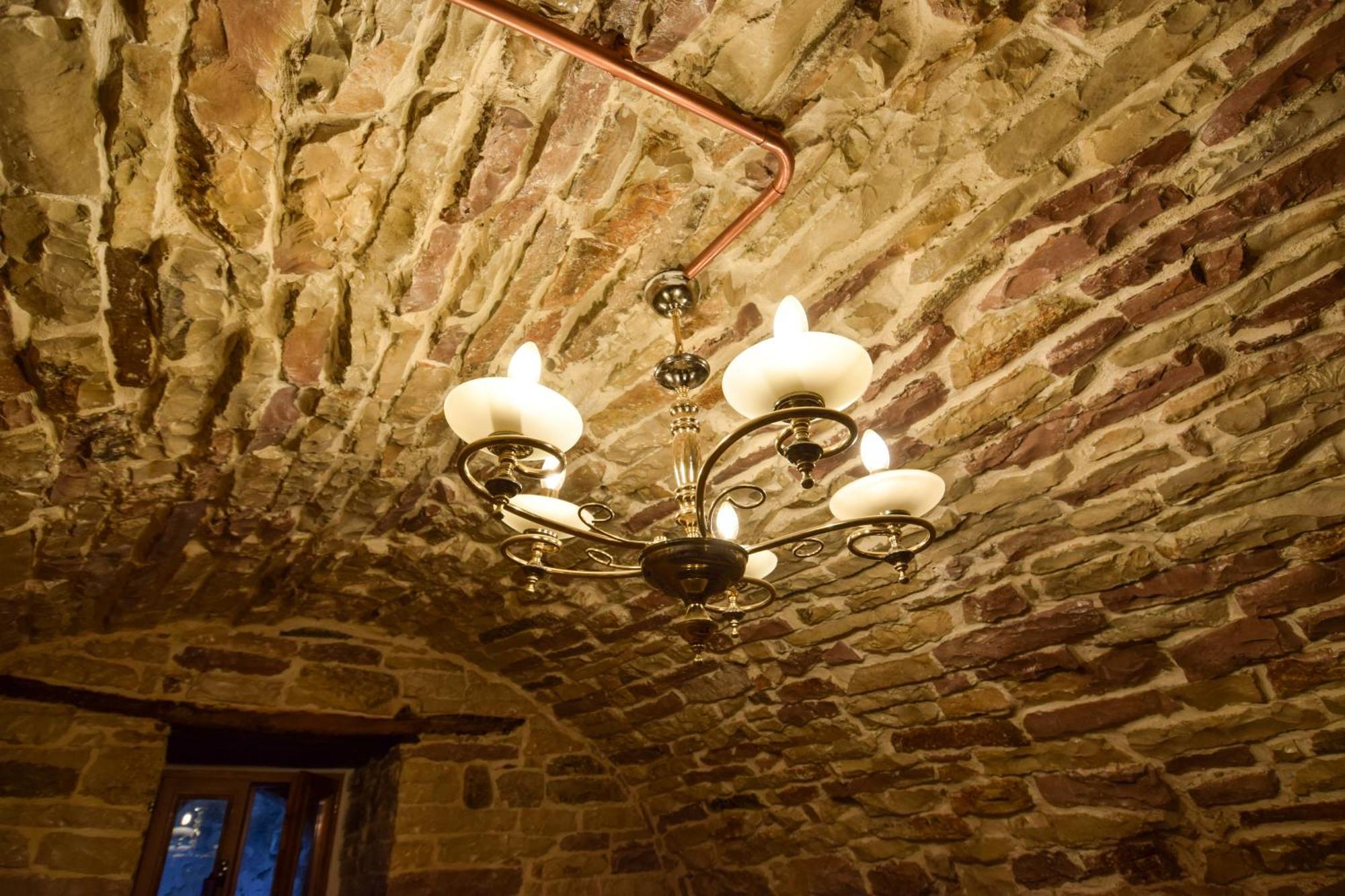 Aqueduct Inn Gjirokaster Exterior photo